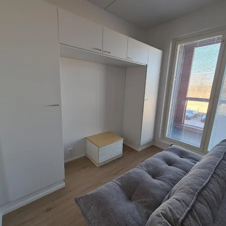 2nd Floor, 33m2 1-bedroom App, Sauna, Close To The Shop, Airport And Train Station *